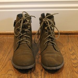 Madden Girl Combat Boots, Size 7